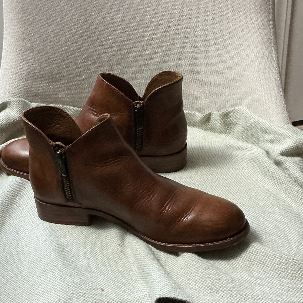 Frye Melissa Shootie Brown Leather - very lightly used